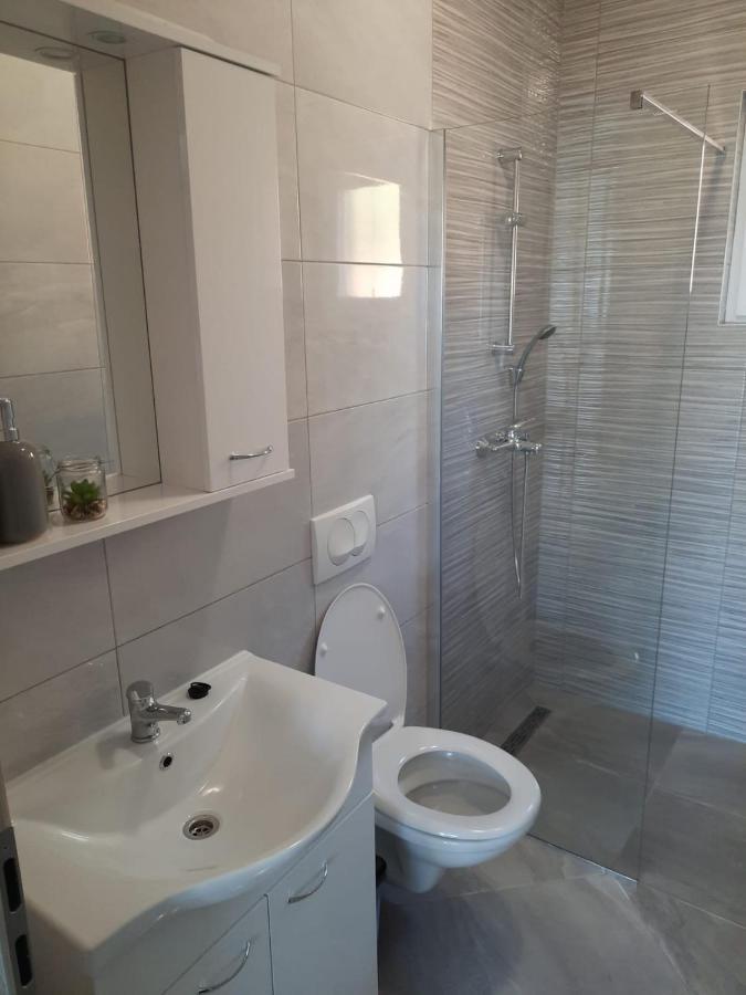 Apartmani Antea Стариград-Пакленица Екстериор снимка